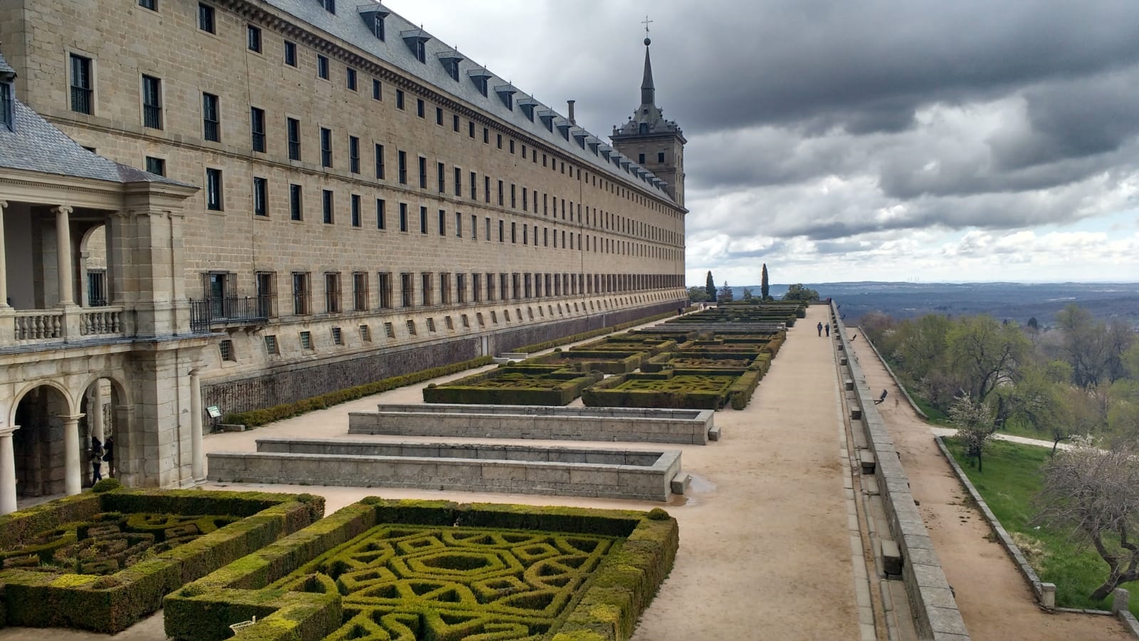 royal-monastery