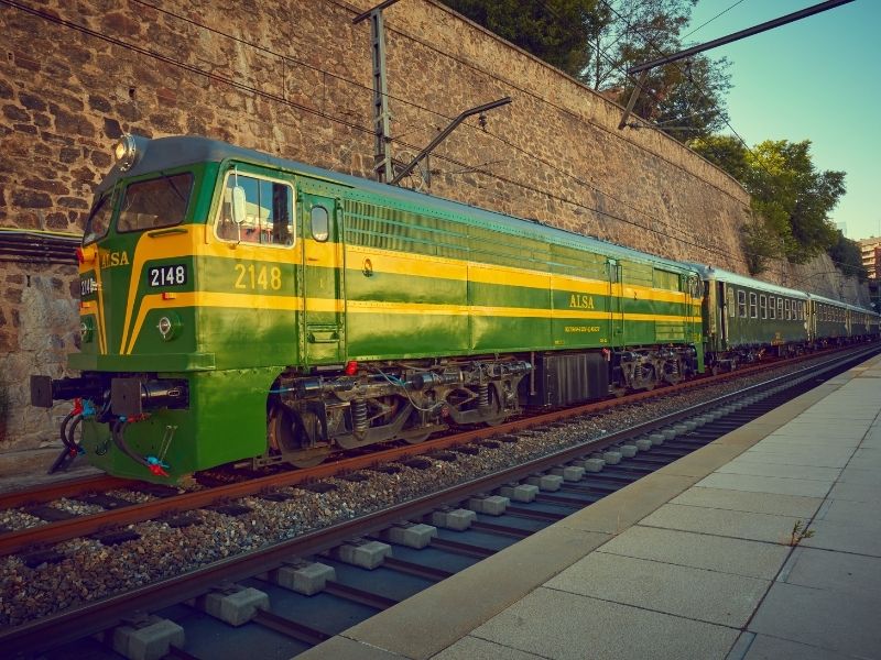 Tren de Felipe II en Estación de trenes de Príncipe Pío de Madrid