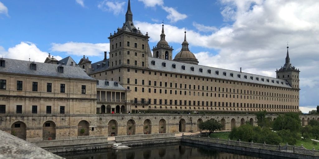 Foto exterior del monasterio